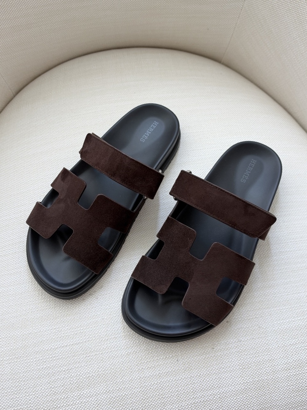 Hermès Chypre Sandal H Sandals Brown Suede